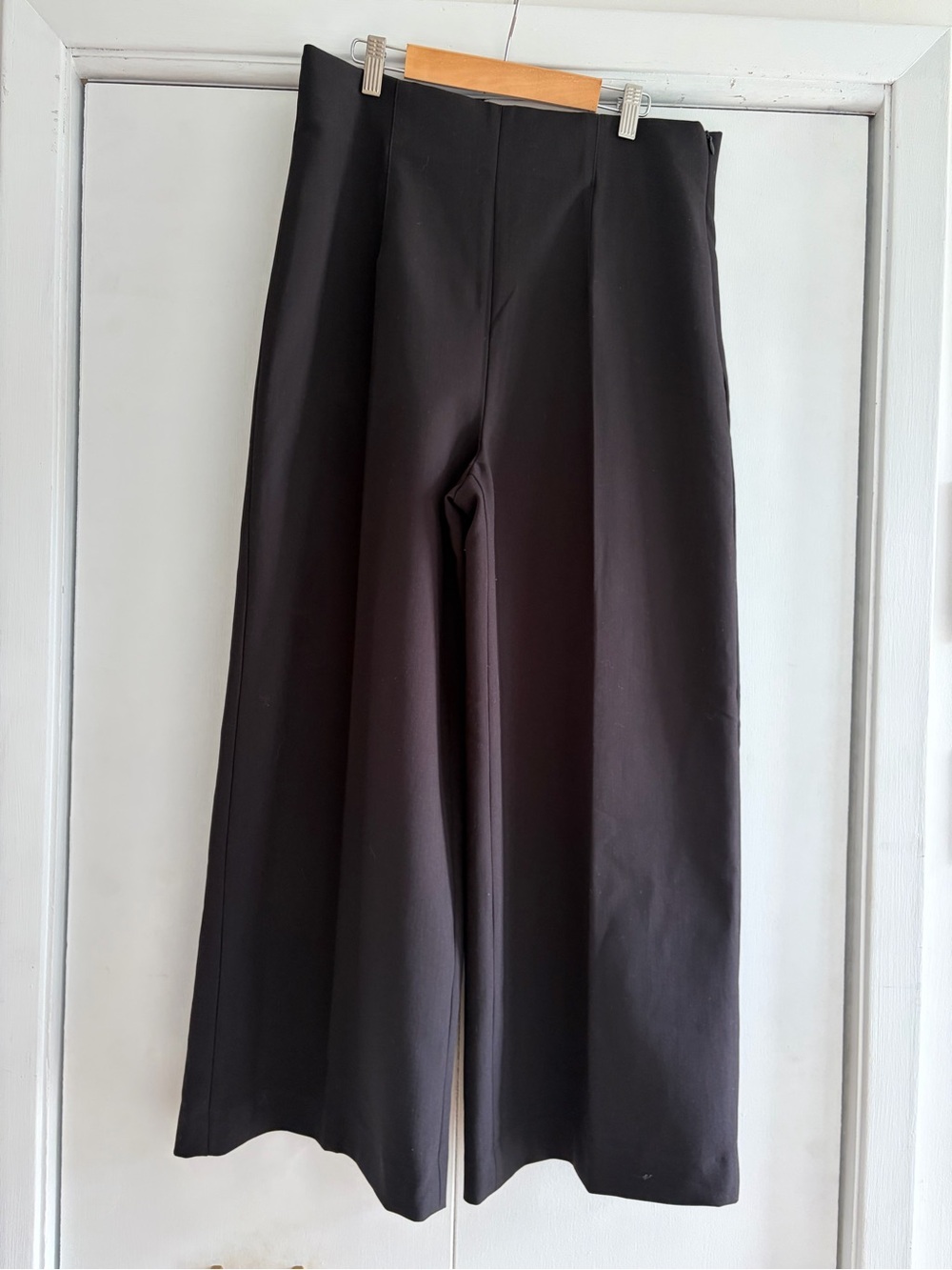 Zara Wide-Leg High-Waist Trousers - Picture 2 of 3